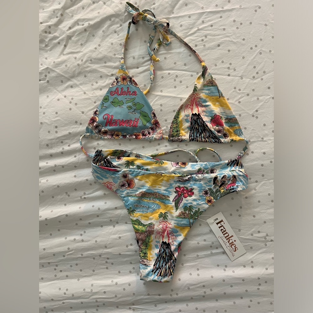 Frankie’s bikinis aloha set